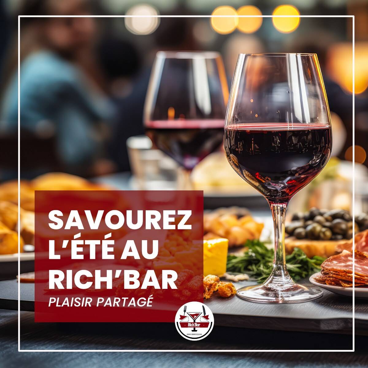 Brasserie pour réception privée avec service apéritif dinatoire et terrasse à Dijon vers Dijon place de la Liberté