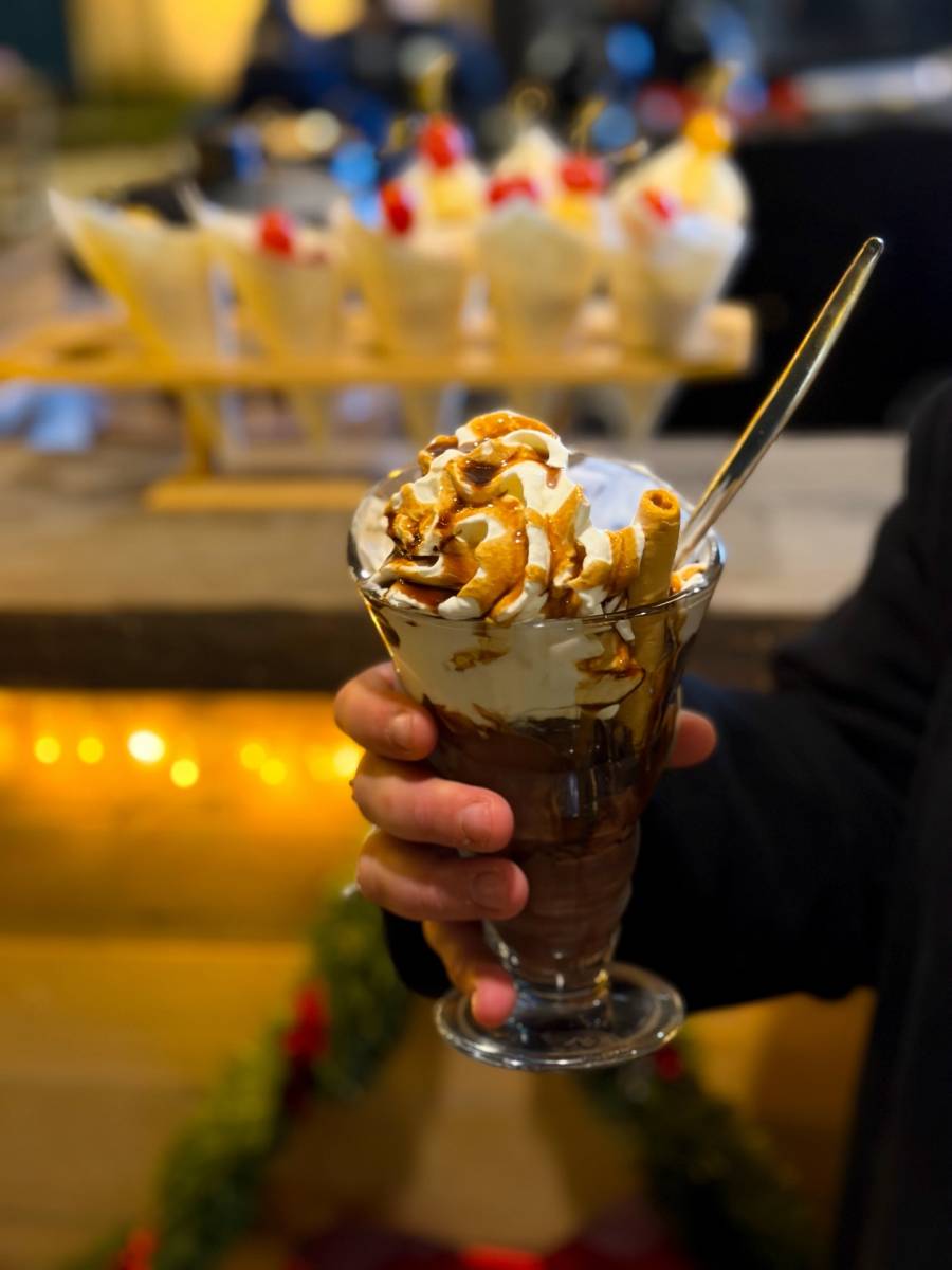 Organisation de repas entreprise pour noel dans restaurant familial proche musée des beaux arts à Dijon centre ville vers Dijon place de la Liberté